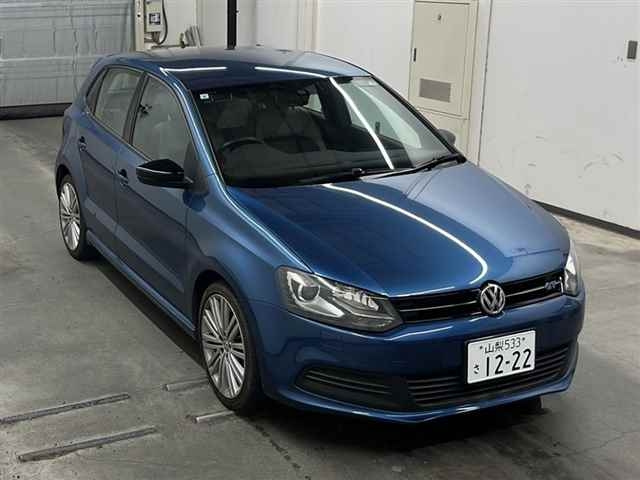 VOLKSWAGEN POLO 2013