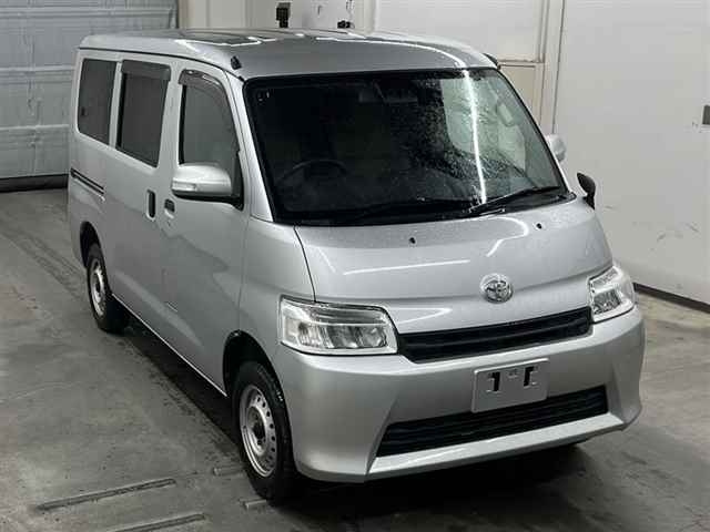 TOYOTA TOWN ACE VAN 2022