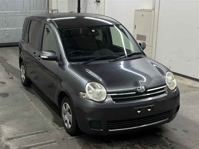 TOYOTA SIENTA 2012