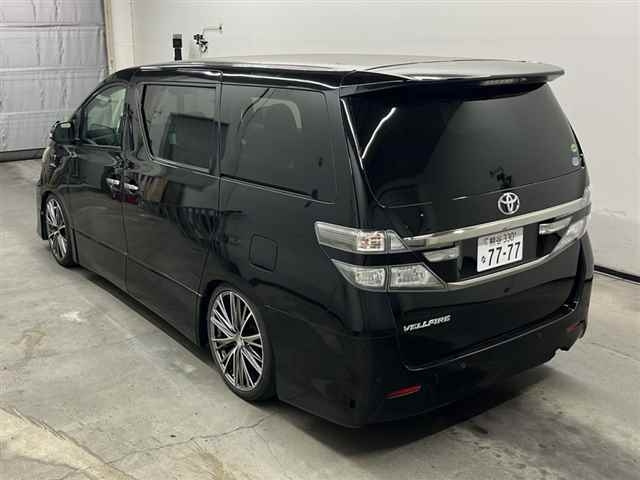 TOYOTA VELLFIRE 2012