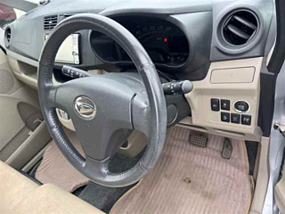 DAIHATSU MOVE 2013