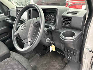 DAIHATSU HIJET VAN 2018