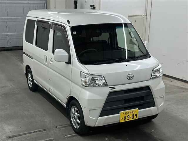 DAIHATSU HIJET VAN 2018