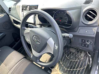 DAIHATSU MOVE 2013