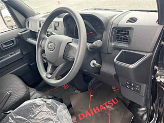 DAIHATSU HIJET VAN 2023