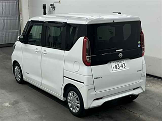 NISSAN ROOX 2021