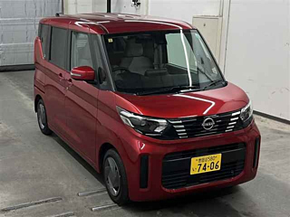 NISSAN ROOX 2023