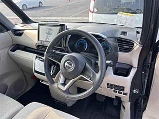NISSAN ROOX 2023