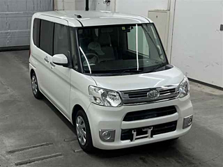 DAIHATSU TANTO 2014