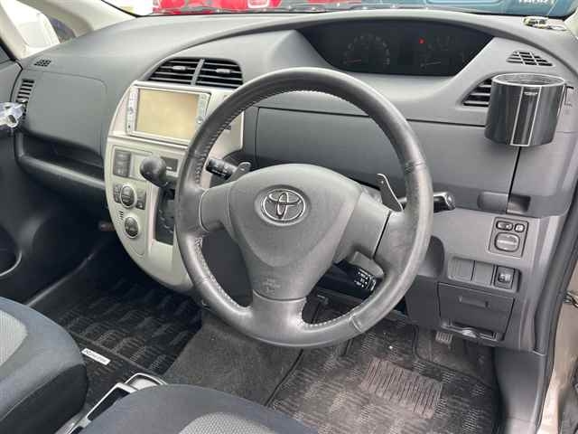 TOYOTA RACTIS 2010