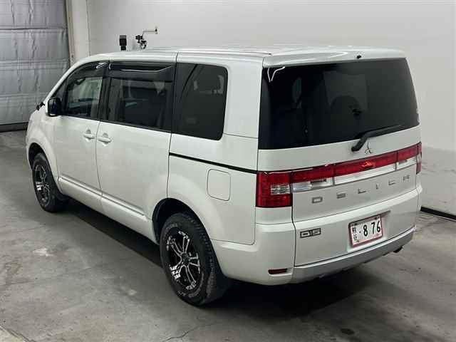 MITSUBISHI DELICA D5 2008