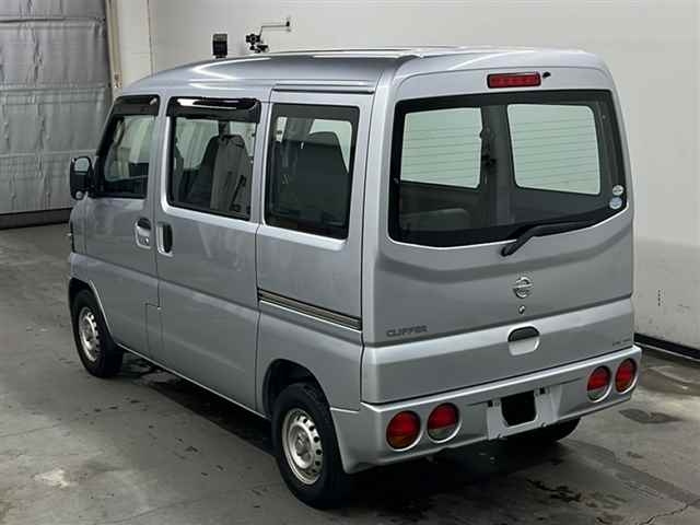 NISSAN CLIPPER VAN 2011