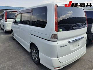 NISSAN SERENA 2009