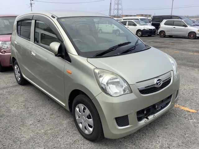 DAIHATSU MIRA 2010