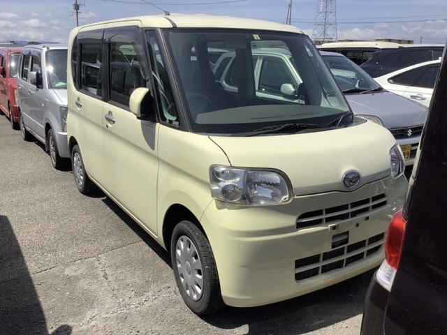 DAIHATSU TANTO 2010