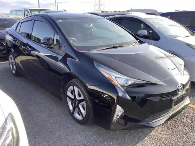 TOYOTA PRIUS 2016