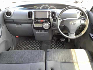 DAIHATSU TANTO 2009