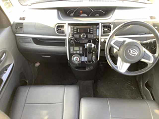 DAIHATSU TANTO 2014