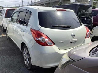 NISSAN TIIDA 2012