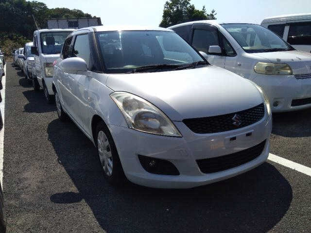 SUZUKI SWIFT 2011