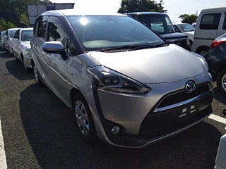 TOYOTA SIENTA 2016