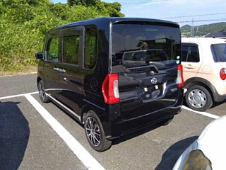 DAIHATSU TANTO 2018
