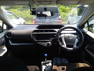 TOYOTA AQUA 2013