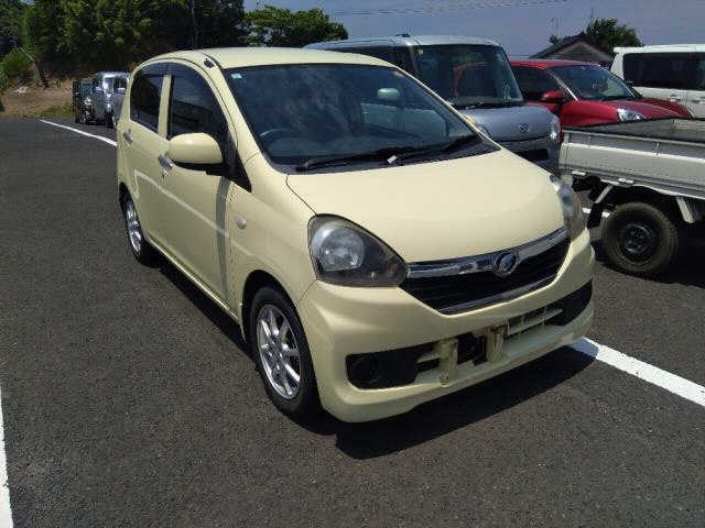 DAIHATSU MIRA E S 2015