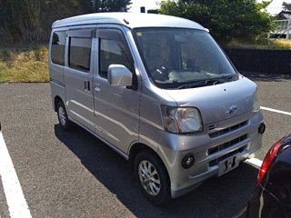 DAIHATSU HIJET VAN 2013