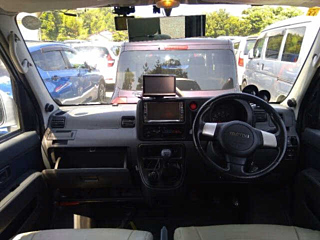 DAIHATSU HIJET VAN 2013