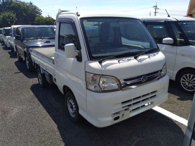 TOYOTA PIXIS TRUCK 2013