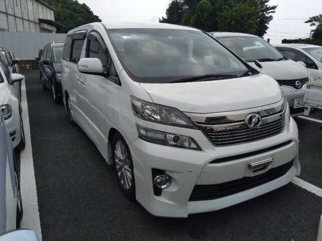 TOYOTA VELLFIRE 2014