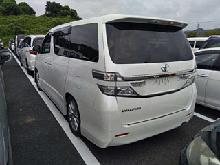 TOYOTA VELLFIRE 2014