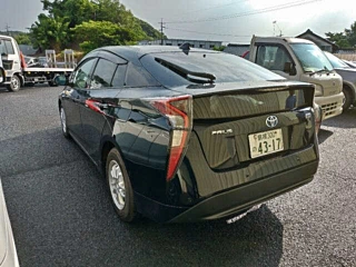 TOYOTA PRIUS 2017