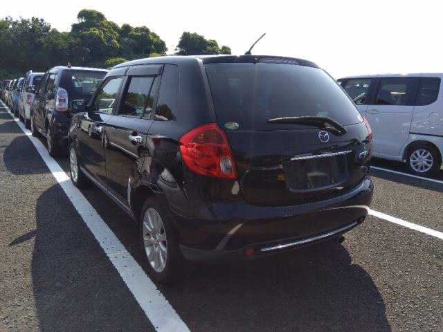 MAZDA VERISA 2013
