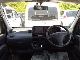 DAIHATSU HIJET VAN 2010