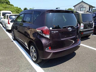 TOYOTA RACTIS 2014