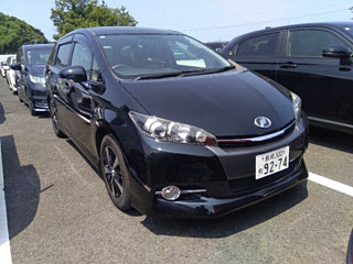 TOYOTA WISH 2013