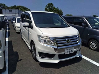 HONDA STEP WAGON 2014