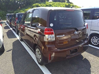 TOYOTA SPADE 2012