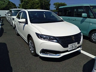 TOYOTA PREMIO 2020