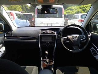 TOYOTA PREMIO 2020