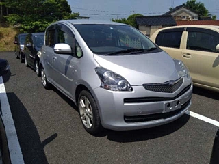 TOYOTA RACTIS 2010