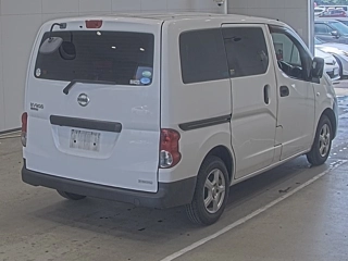 NISSAN NV200 2013
