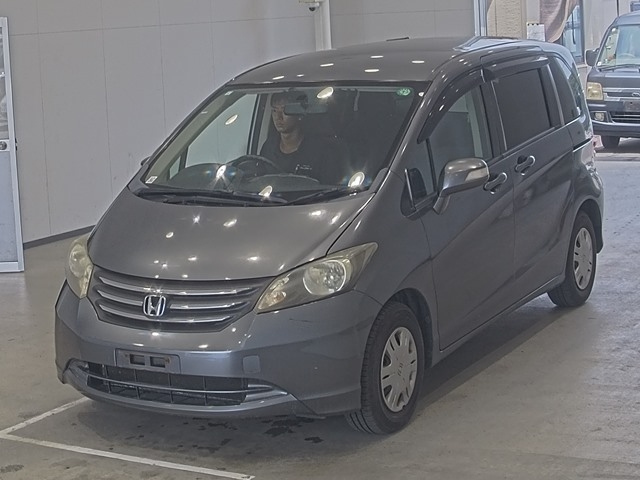 HONDA FREED 2009