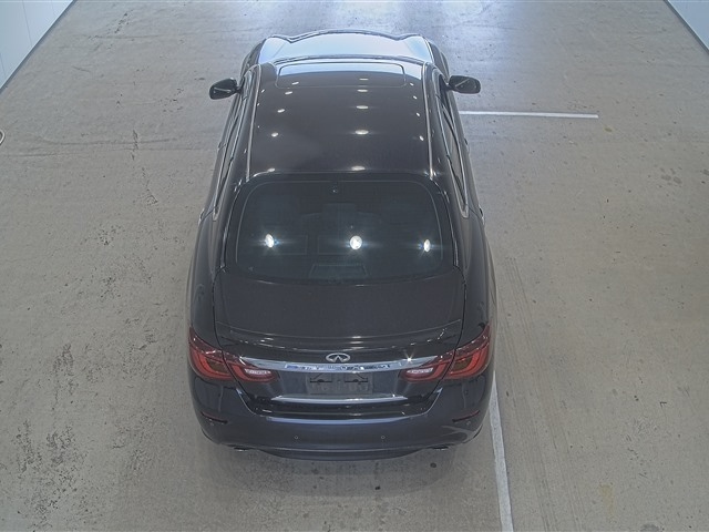 NISSAN FUGA 2016