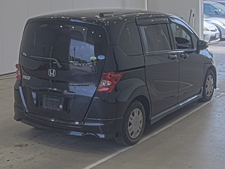 HONDA FREED 2010