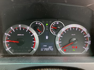 TOYOTA VELLFIRE 2011