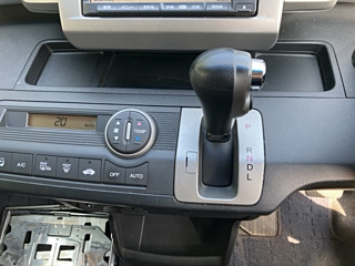 HONDA FREED 2011
