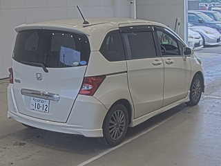 HONDA FREED 2011